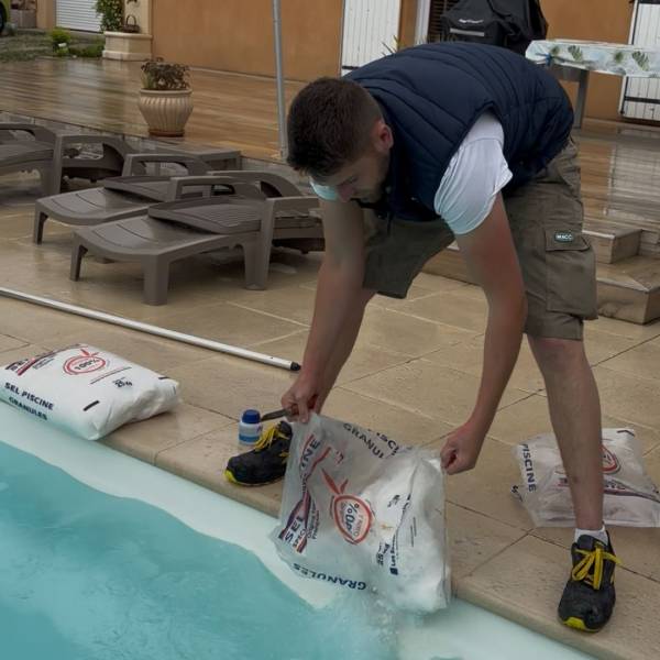 Pensez à la mise en service de votre piscine !