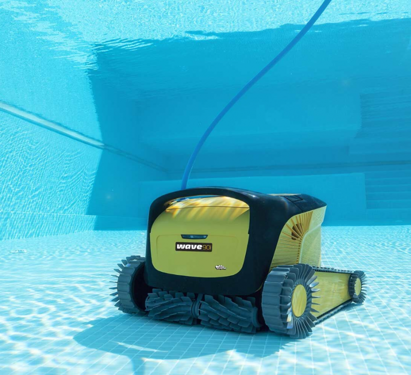 Robot Professionnel Piscine  Wave 90i Maytronics Dolphin pour bassin public collectivité jusque 20 m de long à Riez 04