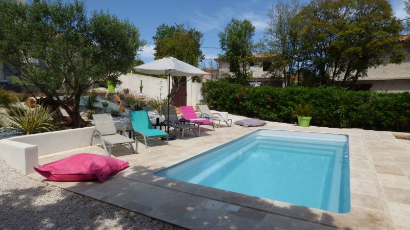 Piscine coque polyester Cobalt 6 mètres sur Manosque par Alliance Piscine Manosque dans le 04