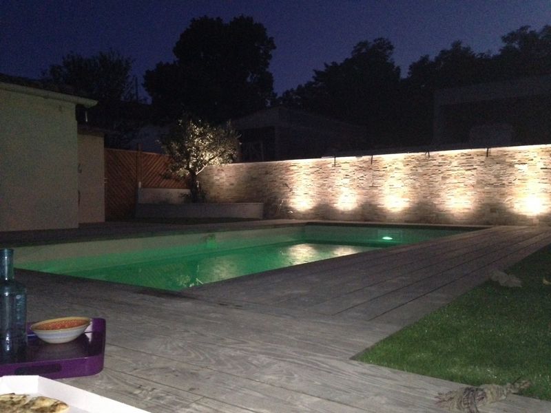 Piscine rectangulaire en fond incliné à Valensole dans le 04