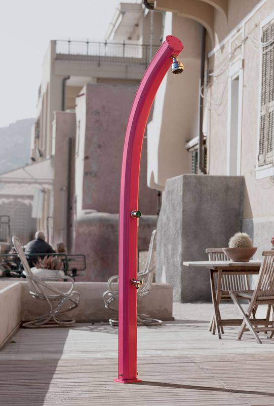 douche solaire en aluminium à Manosque 04